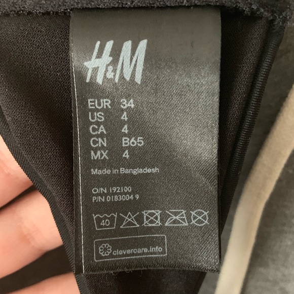 NEW H&M black bikini top size 4 - Picture 4 of 4